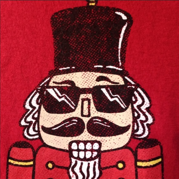 🔥CRUSHIN IT🔥Men’s Holiday Nutcracker Graphic Tee XL NWT - Picture 3 of 4